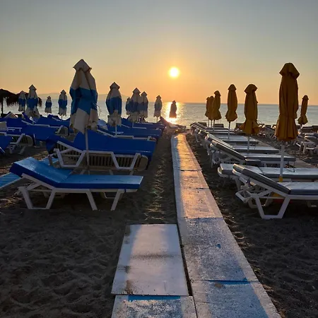Le Sands Апартаменты *